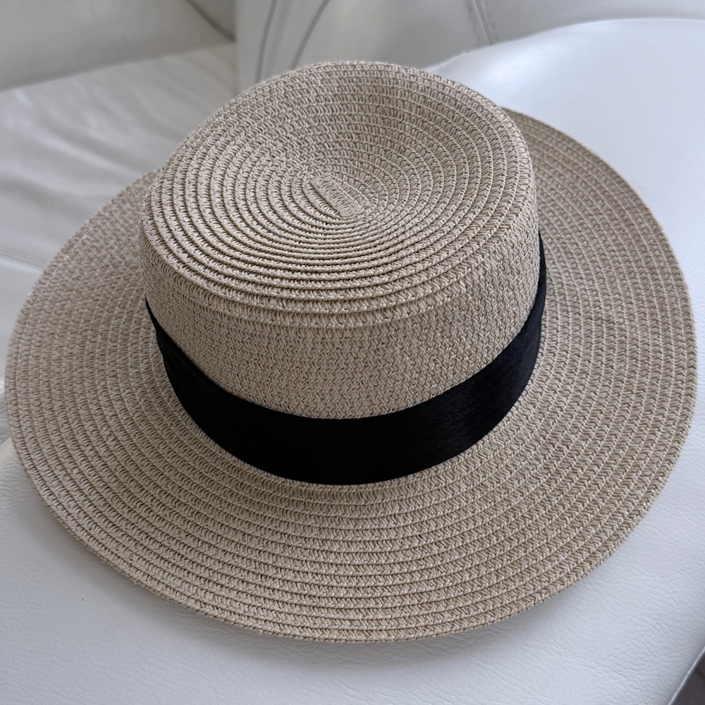Elegant Tan Straw Boater Hat with Black Band